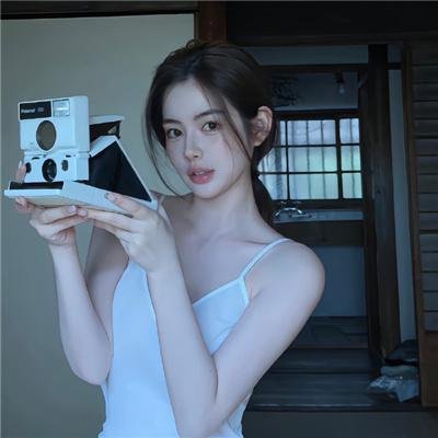 铁路的白蔷薇